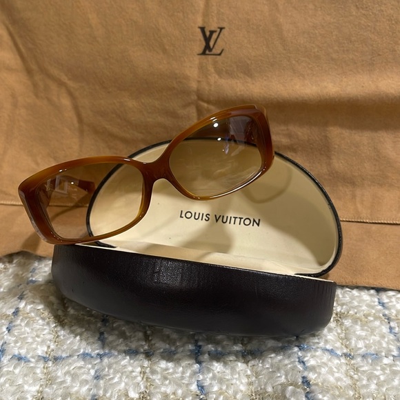 Authentic Louis Vuitton Z0002E 57*13 Sunglasses Golden Brown - Picture 1 of 8